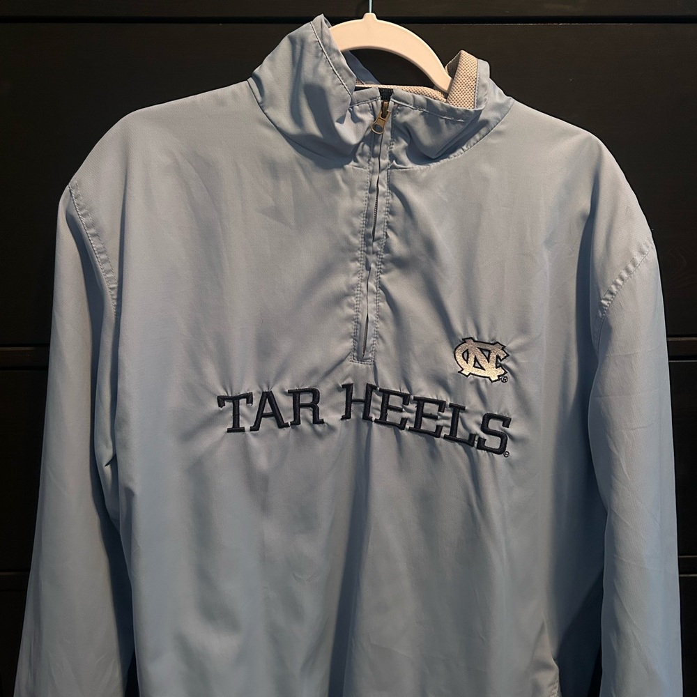 North Carolina Tar-heels UNC vintage wind breaker